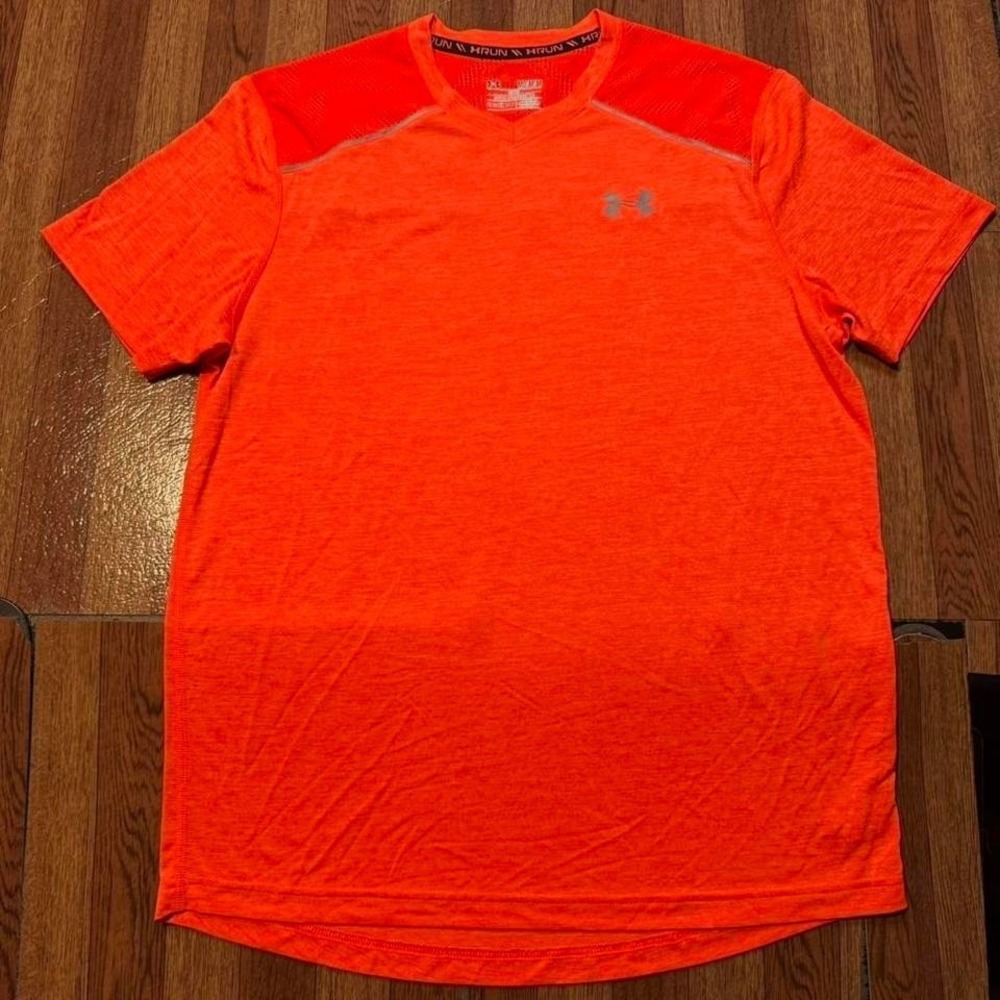 Under Armour Orange Heat Tech Retro‎ Sportswear Running Fitted V Shirt Medium